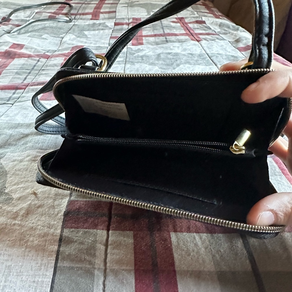 Crossbody purse